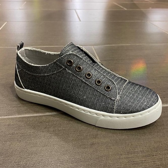 7.5 LAST PAIR - Picture 9 of 12